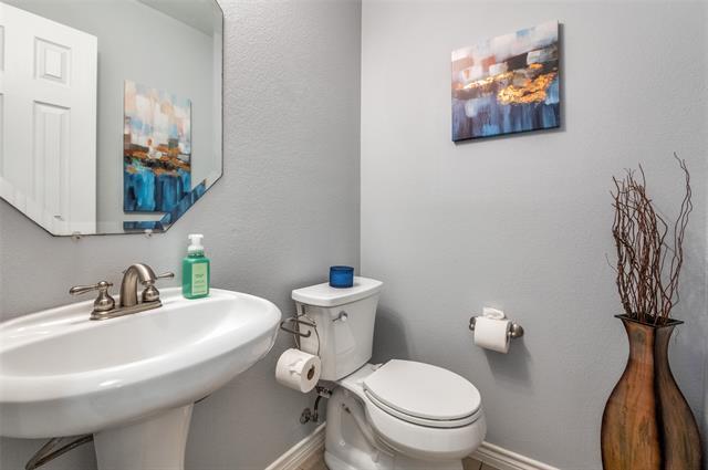 Building Photo - 2731 Vela