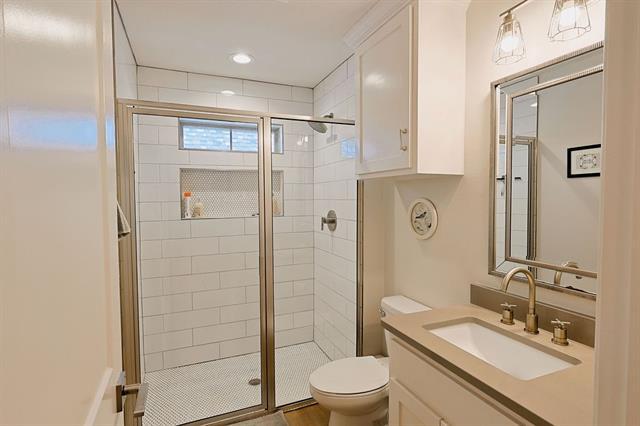 Building Photo - 5733 Legacy Dr