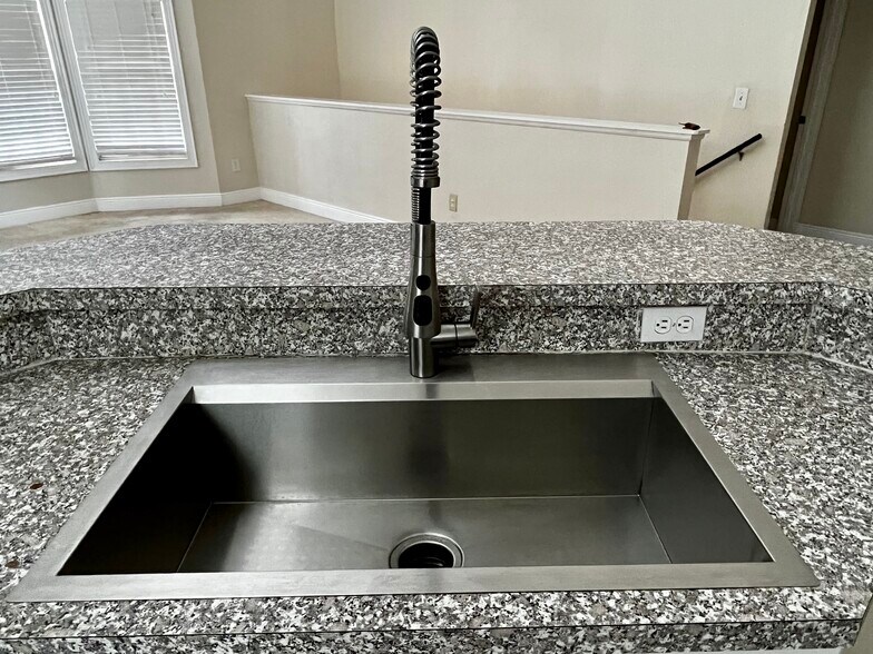 New Stainless steel Koehler sink - 6408 Raleigh St