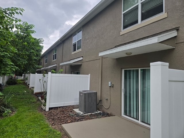 Building Photo - 415 Belle Montclair Lp