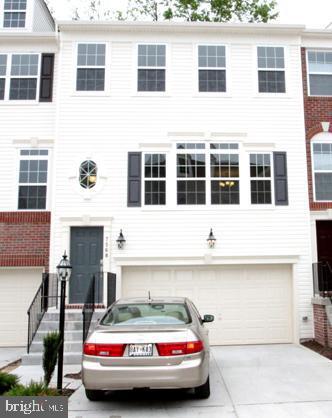 Building Photo - 7568 Stonehouse Run Dr