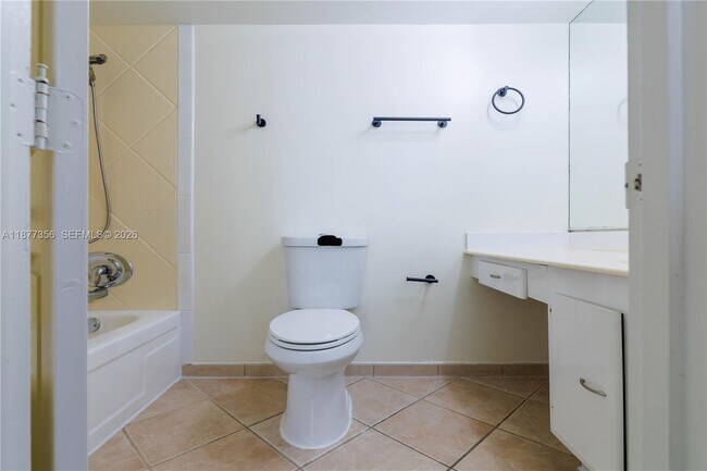 Building Photo - 6770 Indian Creek Dr