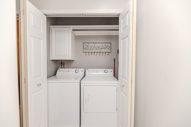 Building Photo - 111 Saddle River Rd