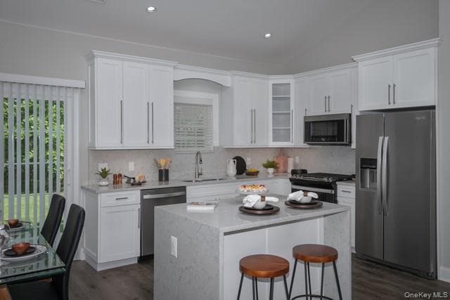 Building Photo - 68 Sunlight Walk