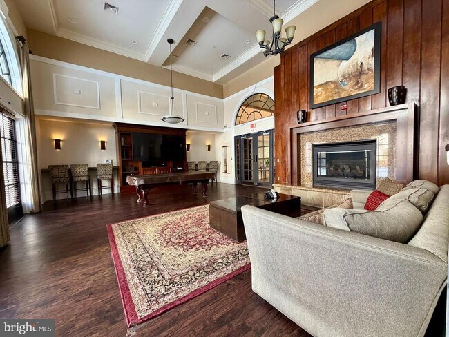 Building Photo - 2321 25th St S