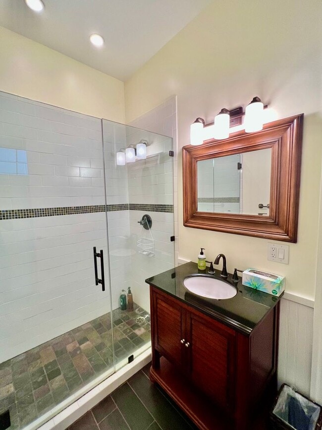 Building Photo - Rare 6-month luxury ocean-view rental with ocean views, private pool, spa, sauna, and true indoor...