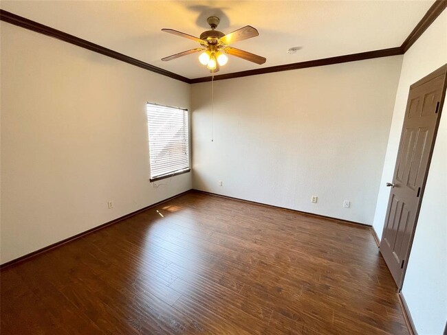 Building Photo - 14550 Fonmeadow Dr