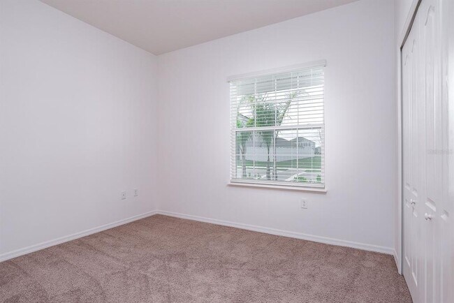 Building Photo - 566 Pawnee Ct