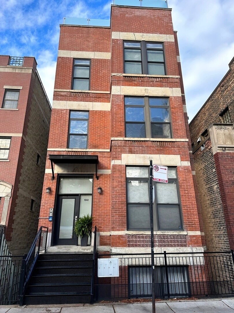 Building Photo - 1042 N Orleans St