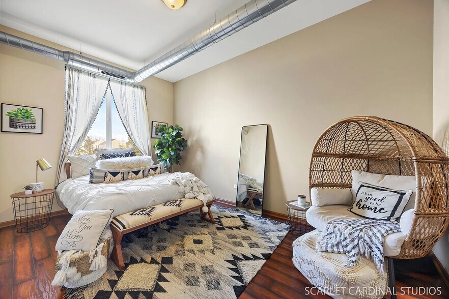 Building Photo - 1696 Simms St