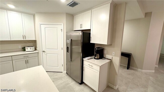 Building Photo - 5615 Newcastle Ct