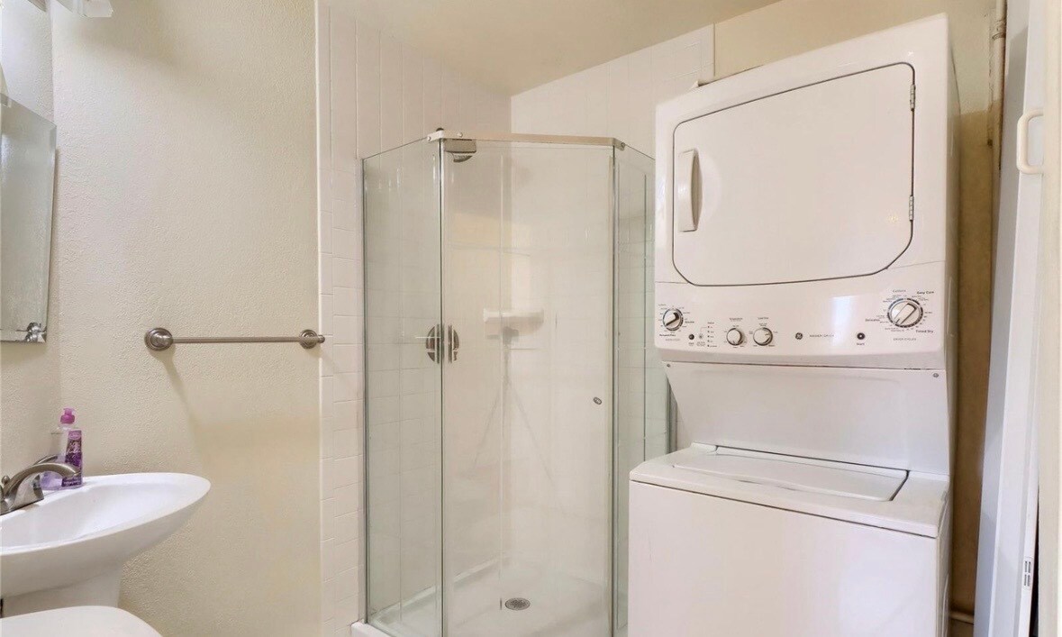 Building Photo - 4571 S Hannibal St