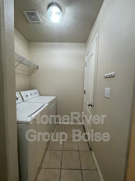 Building Photo - 9733 W Brogan Dr