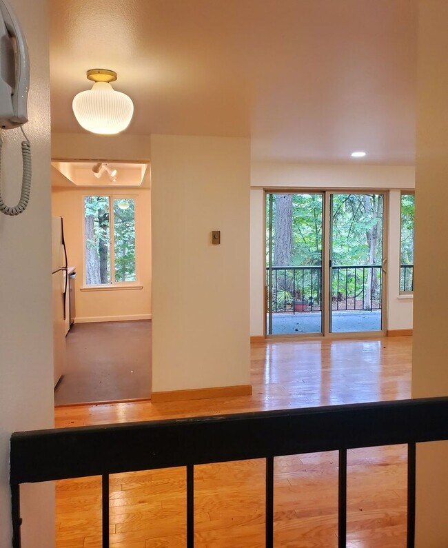 Building Photo - 2bd, 2 ba Condo in Oakbrook, Amenities! $1...