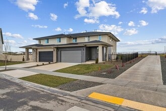 Building Photo - 8276 W Grey Alder Dr