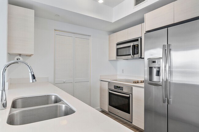 Building Photo - 4250 Biscayne Blvd
