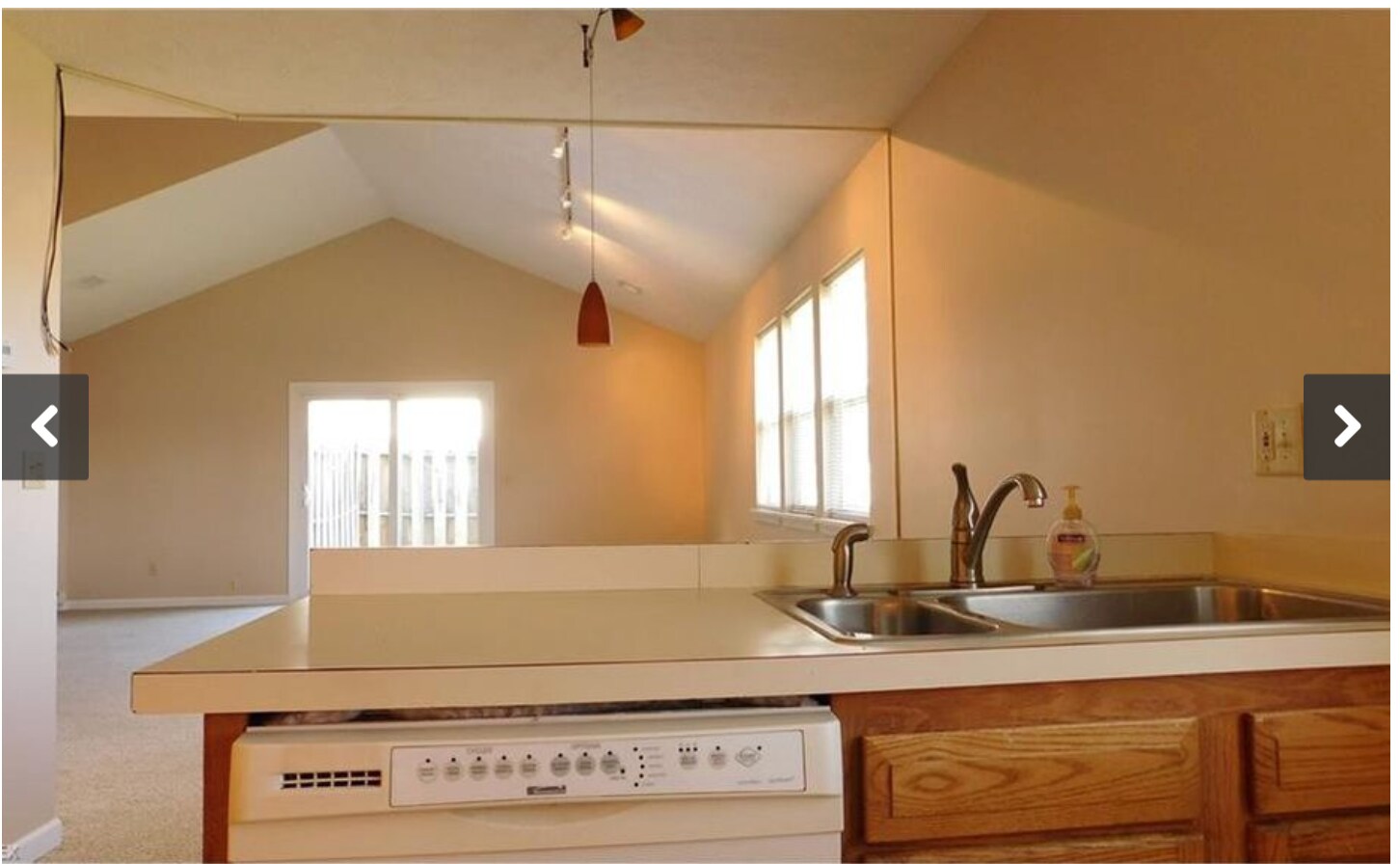 Building Photo - 1559 Olympus Dr