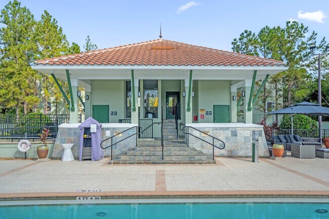 Building Photo - 14525 Damai Ln