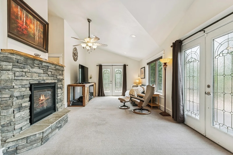 Building Photo - 356 S Many Lakes Dr