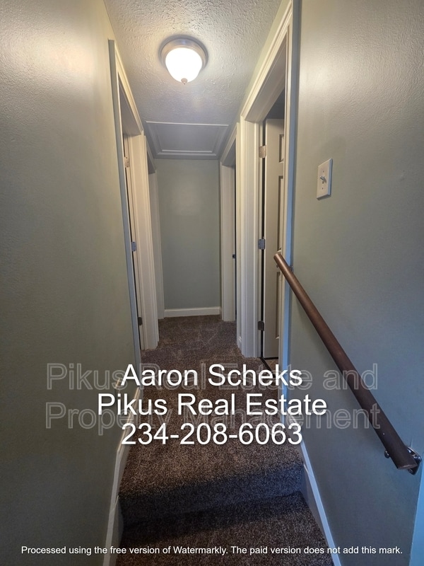 Building Photo - 1806 Flint Ave