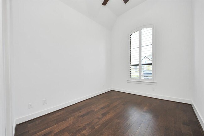 Building Photo - 4310 Bakers Cv