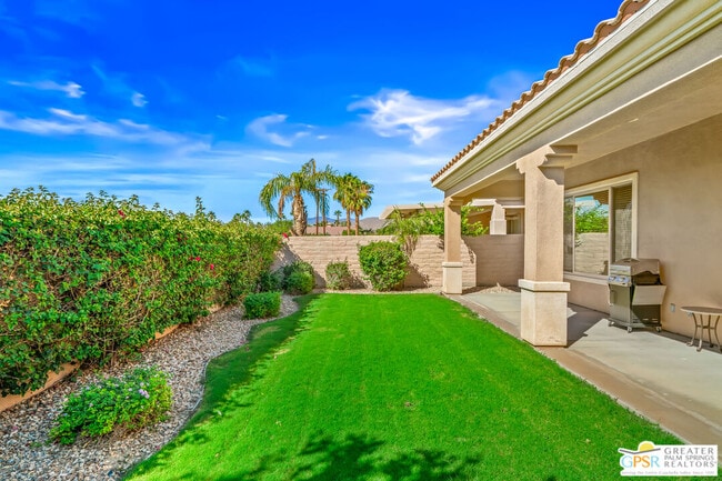 Building Photo - 41085 Calle Pampas