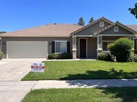 Building Photo - $2,350 Fowler & Shields, 3 Bedrooms - E Co...