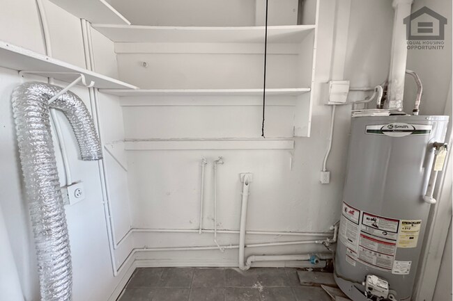 Building Photo - 2Bed/1Bath House at McDowell/32nd St! Move-In Ready on 10/08/2026! – NO HOA!