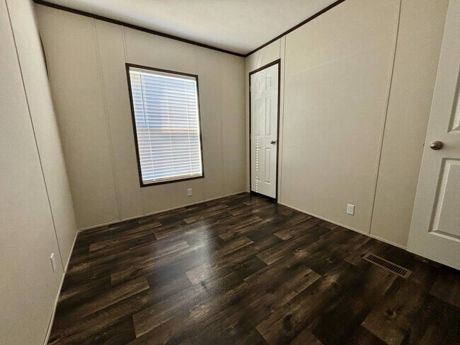 Building Photo - 2101 Ladnier Rd