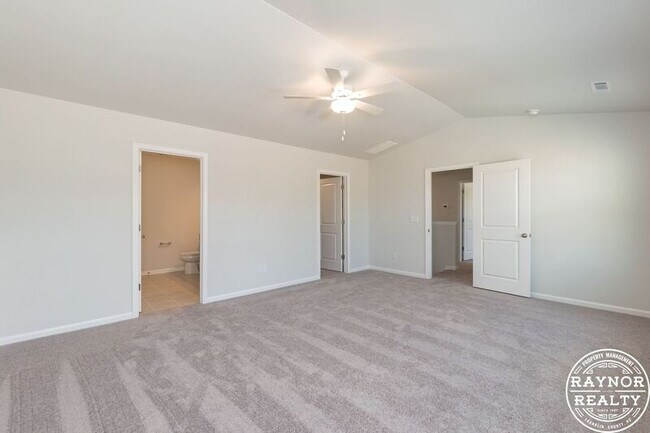 Building Photo - 44 Plantation Dr