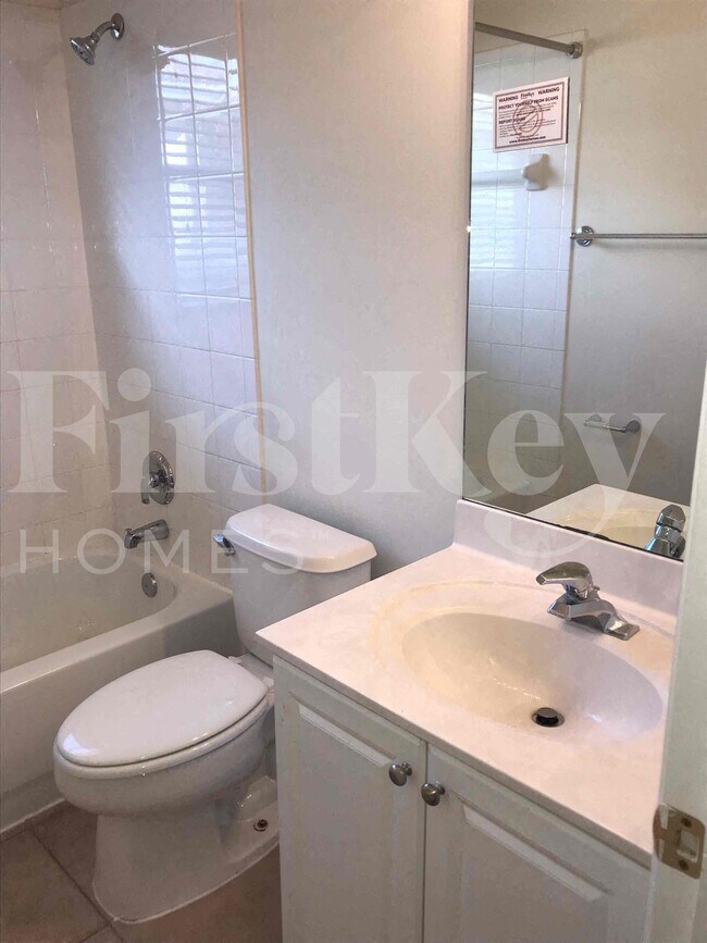 Building Photo - 2851 SW 193rd Terrace