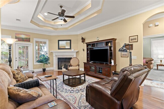Building Photo - 111 Chinquapin Dr