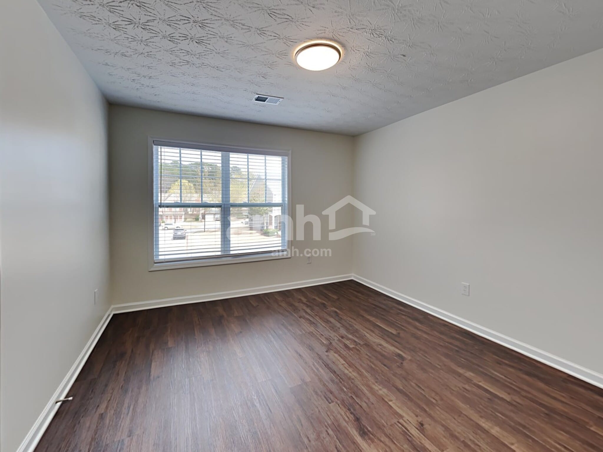 Building Photo - 4294 Windale Dr NW