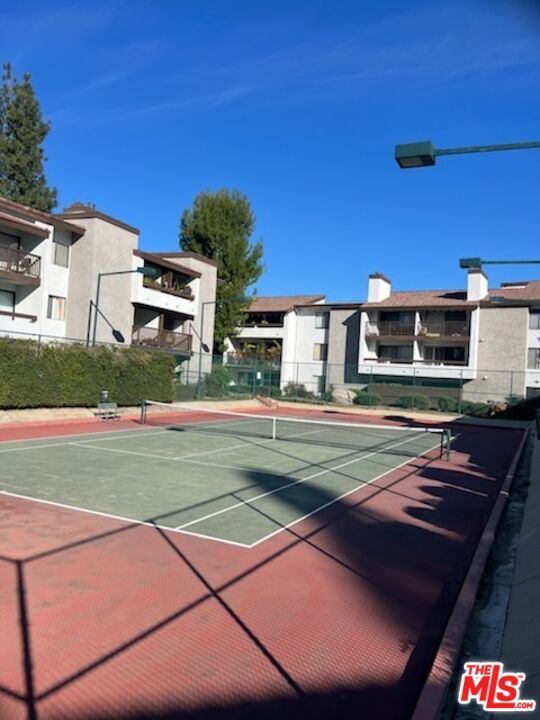Building Photo - 6255 Canoga Ave