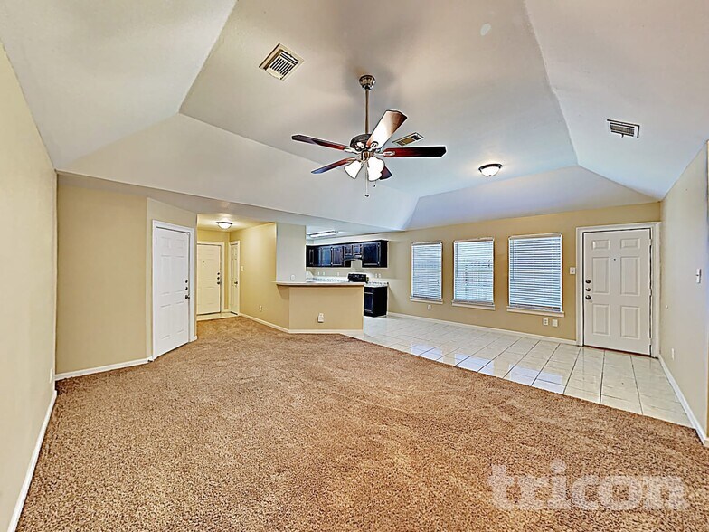 Building Photo - 12926 Abalone Way