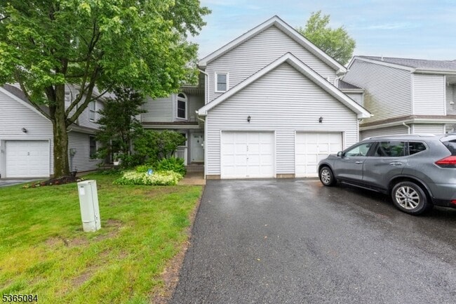 Building Photo - 52 Arthurs Ct