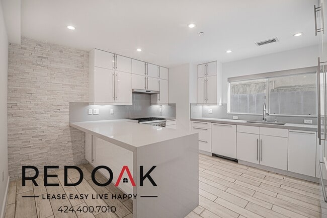 Building Photo - 947 4th St