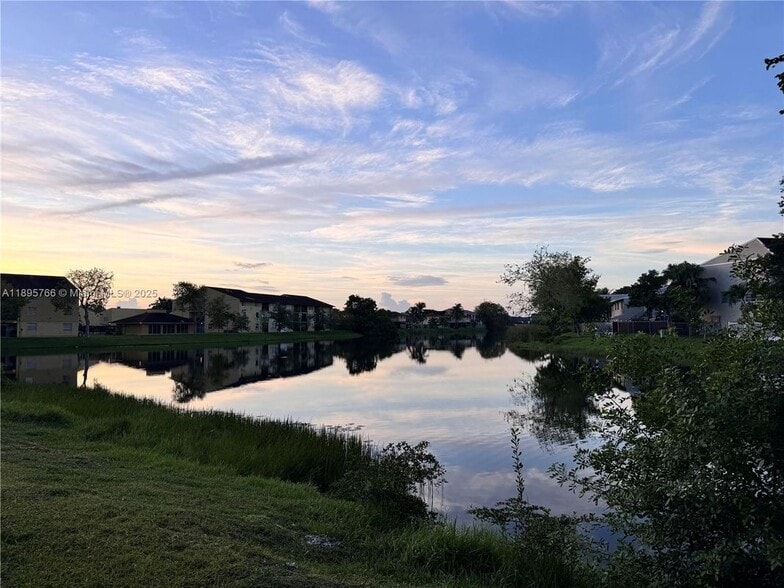 Building Photo - 15560 SW 80th St