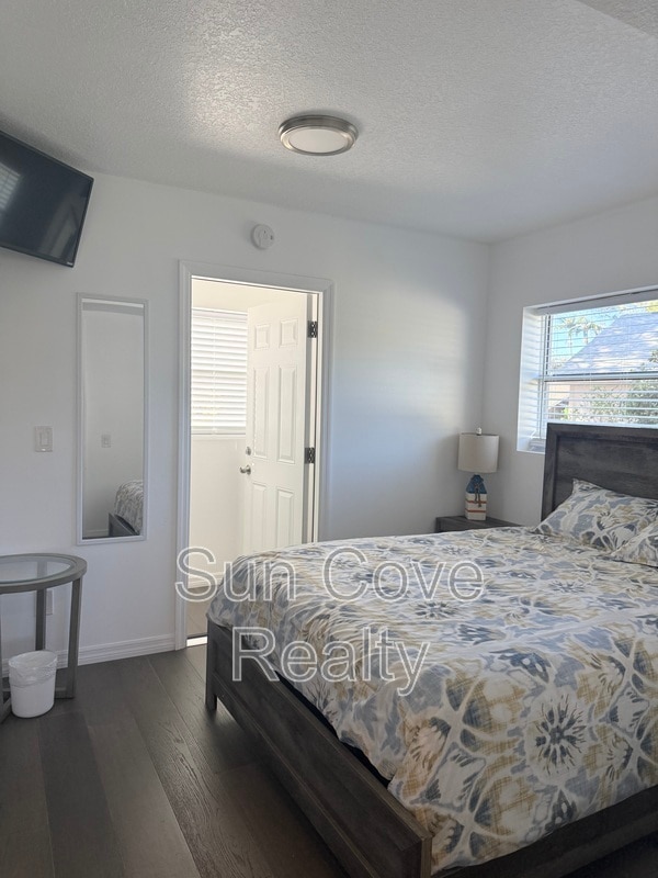 Building Photo - 13854 77th Ave