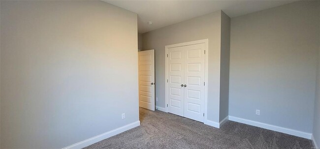 Building Photo - 5108 Sedona Dr