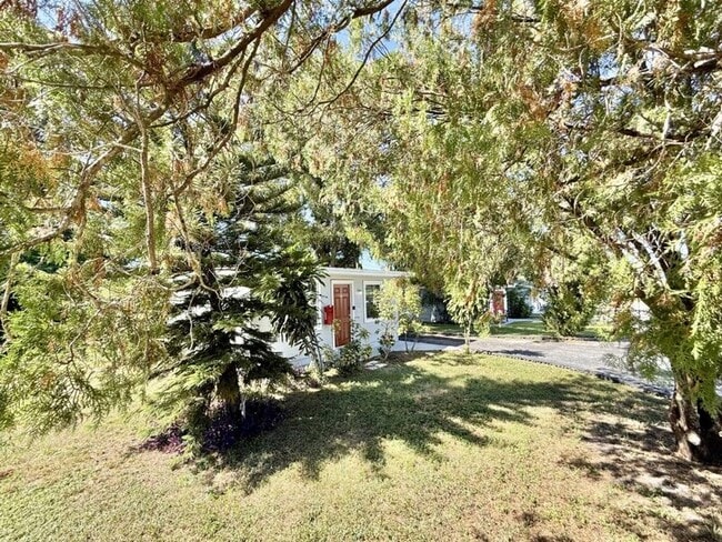 Building Photo - 4091 58th Ave N