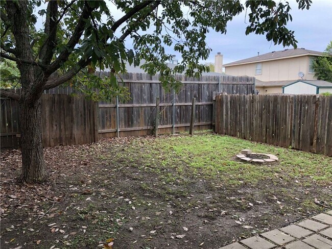 Building Photo - 8102 Willet Trail