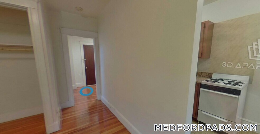 Building Photo - 53 Fellsway W