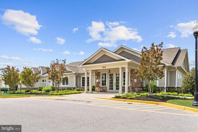 Building Photo - 7568 Stonehouse Dr