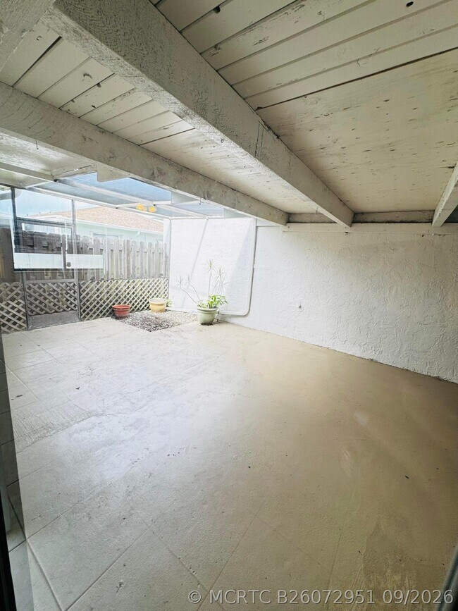 Building Photo - 14858 Wildflower Ln