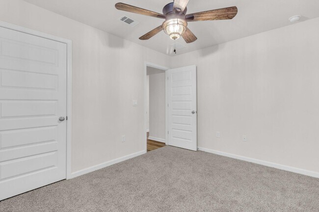 Building Photo - 3021 Jane Ln