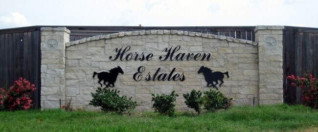 Building Photo - 7001 Canter Ct