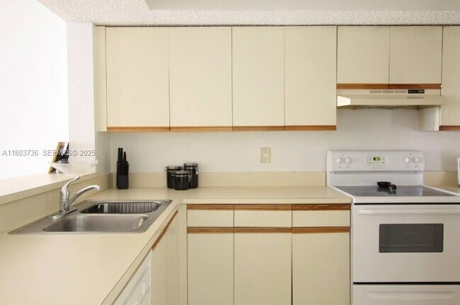 Building Photo - 8316 NW 24th St