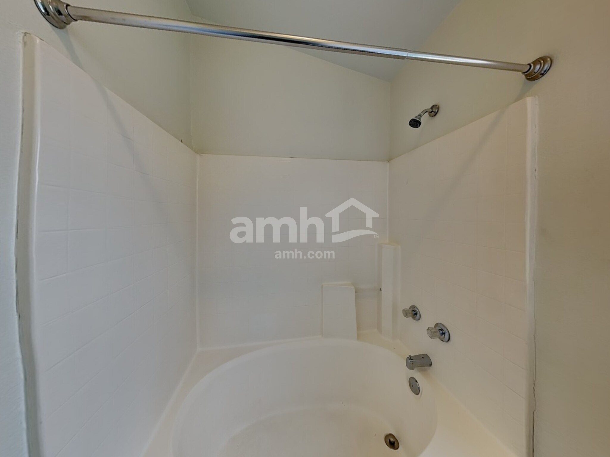 Building Photo - 9954 W Monterosa Ave