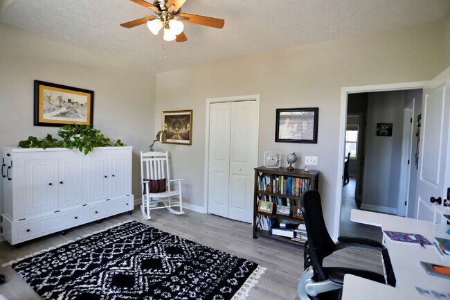 Building Photo - “Stunning 4-Bedroom Retreat with Granite Elegance at 2 River Drive, Pinehurst"